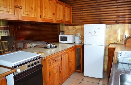 Graskop Cabin | Log Cabin & Settlers Village