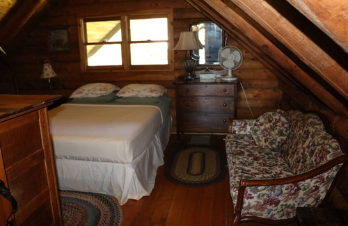 Green Mountains Other | Log Home Mountain Hideaway with Mountain biking and Dog sledding Trails