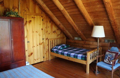 Green Mountains Other | Log Home Mountain Hideaway with Mountain biking and Dog sledding Trails