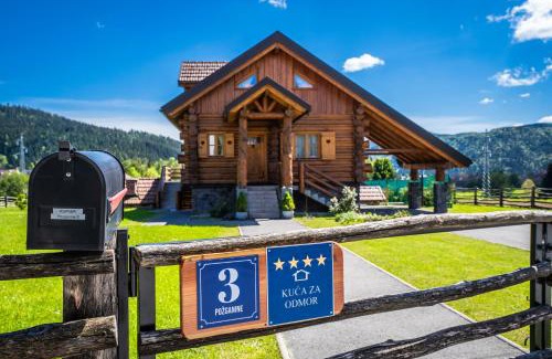 Ravna Gora Villa | Log home Mountain Mama