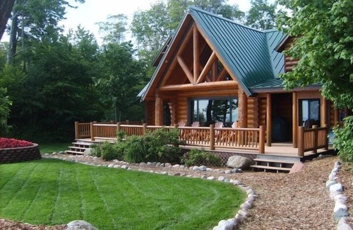 Brevort Cabin | Log Home on Lake Michigan