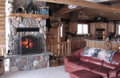 Walker House | Log Home on Private Lake Walker/Leech Lake Area
