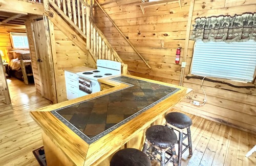 Merrillan House | Log Home on UTV Trail sleeps 7