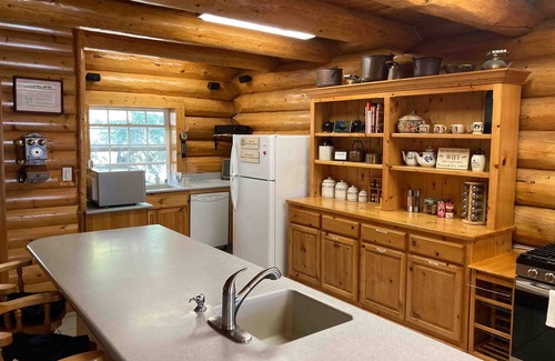 Big Creek House | Log-style home with spacious deck, close to China Peak Mountain