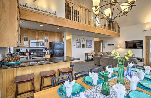 Roads End House | Logan Road Lookout, Lincoln City Home with Game Room