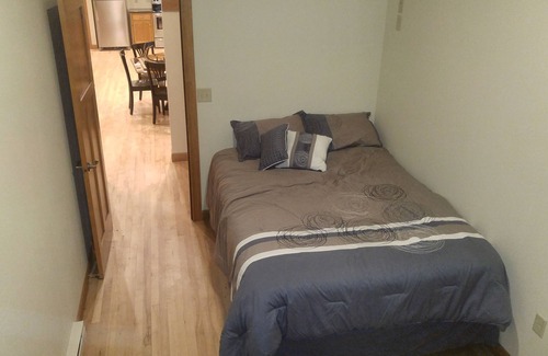 Cochrane Cabin | Logde sleeps 11 .set up for exploring the Mississippi River or Driftless Area.