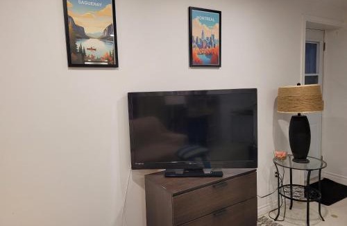 Cote-Saint-Paul Apartment | Logement complet, proche métro, parking gratuit
