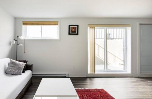 Lafleche Apartment | Logement neuf, spacieux