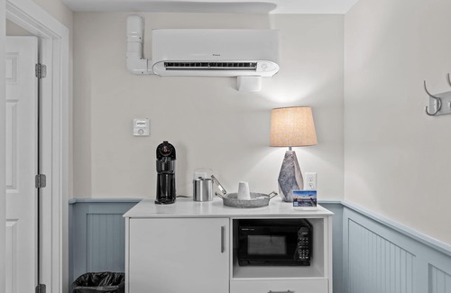 Surf City Hotel | Loggerhead Inn & Suites