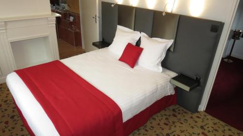 Bailleul Hotel | LOGIS - Belle Hôtel, Lille-Ouest