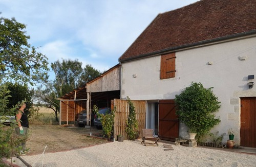 Varennes-les-Narcy House | Logis Côté Jardin
