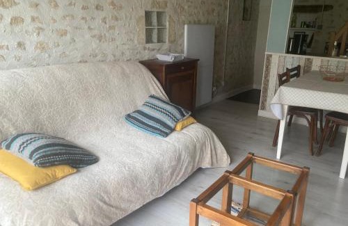 Varennes-les-Narcy House | Logis côté Jardin