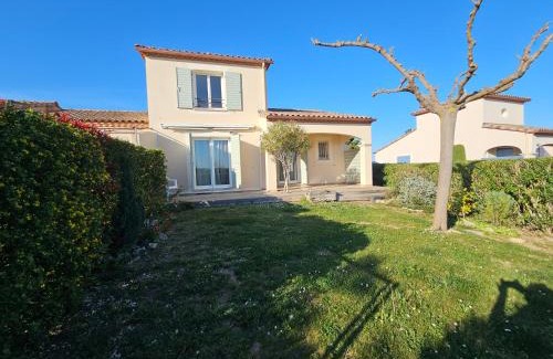 Homps House | Logis de Gaia YourHostHelper