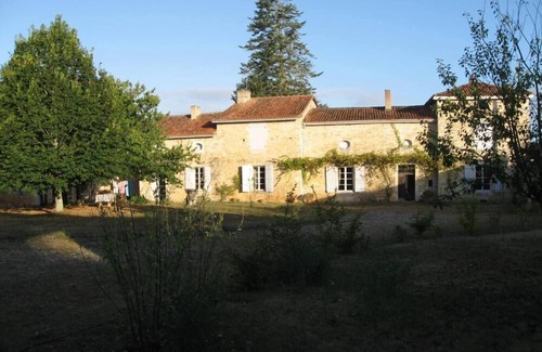 Aunac-sur-Charente House | Logis de Lichères, 100 metres from the Charente river