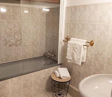 Migron Bed & Breakfast | Logis Des Bessons