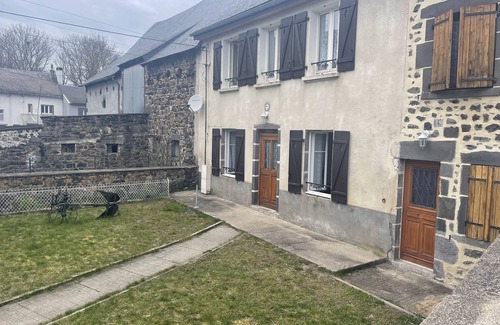Aurieres Apartment | Logis DES Lacs