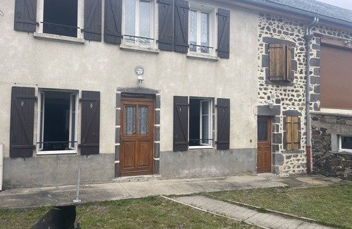 Aurieres Apartment | Logis DES Lacs