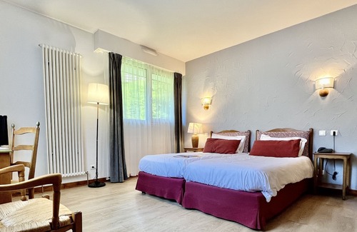 Travexin Hotel | Logis Hôtel Les Chatelminés