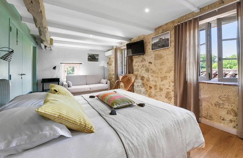 Maignaut-Tauzia Hotel | Logis Hôtels - Hôtel et Restaurant La Ferme de Flaran