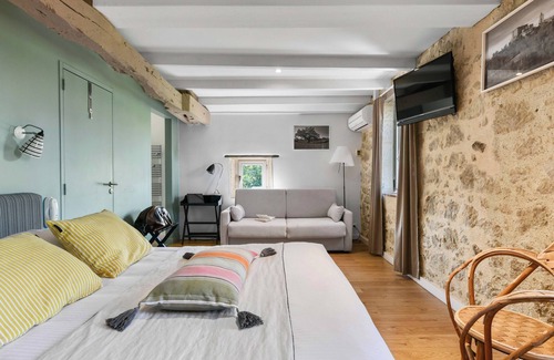 Maignaut-Tauzia Hotel | Logis Hôtels - Hôtel et Restaurant La Ferme de Flaran