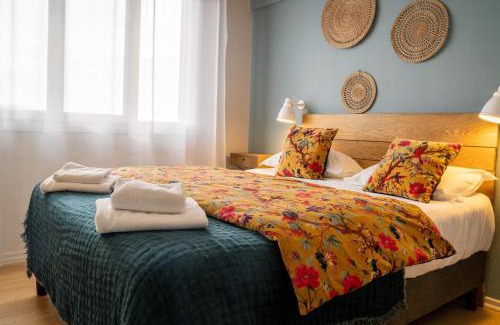 Rocamadour Hotel | Logis Hôtels - Le Belvédère - Hôtel 2 étoiles et Restaurant