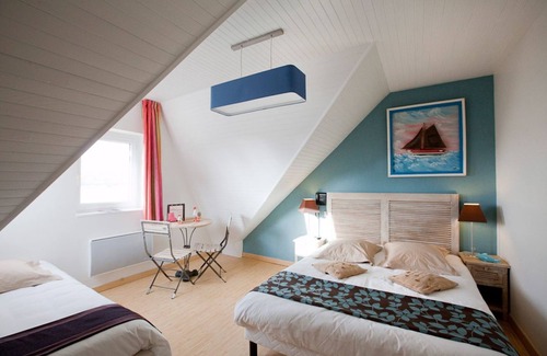 Erquy Hotel | Logis Hotel Beausejour