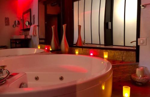 Villaines-la-Juhel Hotel | Logis Hotel Oasis