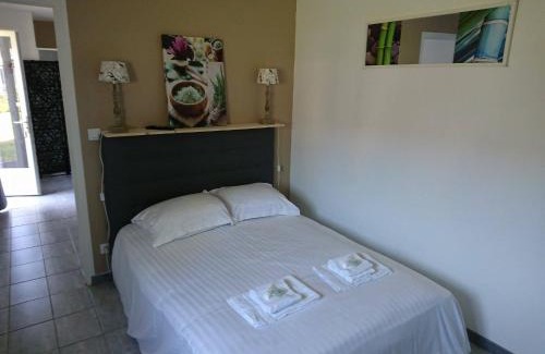 Pontavert Hotel | Logis Hotel & restaurant Le Relais De Fleurette