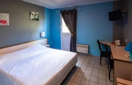 Oraison Hotel | LOGIS La Grande Bastide