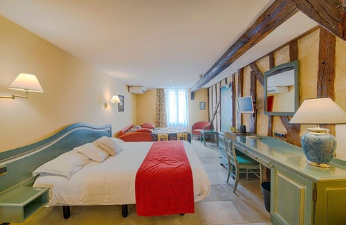 Piney Hotel | LOGIS Le Tadorne