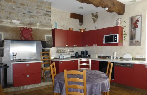 Lanvallay Apartment | Logis Located in the port of Dinan: walking, canoeing, sea relaxing