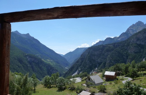 Montbardon Apartment | Logis TRADITION in an old renovated farm in QUEYRAS PARK