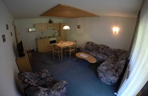 Tannheim Apartment | Lohmoos - guest house Reichle