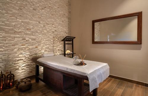 Morjim Villa | LohonoStays Sacri Borod Hill Villa 4