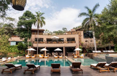 Puerto Iguazu Hotel | Loi Suites Iguazu Hotel