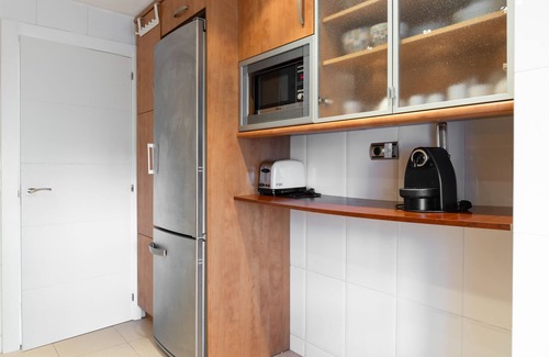 Delicias Apartment | LOIRA FERREIRO: Spaciousness in a Residential Area