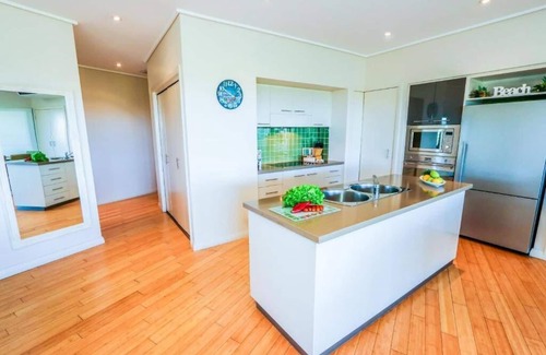 Agnes Water Apartment | Loka Santi 12: Penthouse with Sea Views