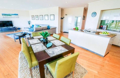 Agnes Water Apartment | Loka Santi 12: Penthouse with Sea Views