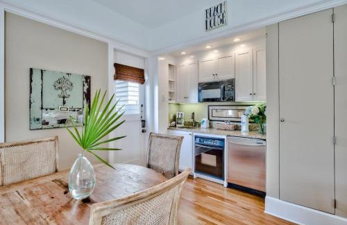 Rosemary Beach House | Lola's Carriage House
