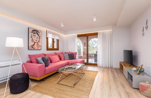 Liapades Apartment | Lola's Luxury Apartments