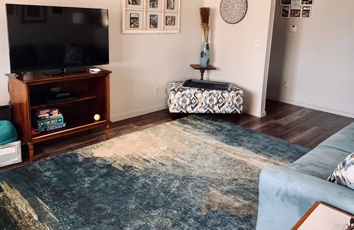 Woodward House | Lola’s on Maple - Updated, Modern, Comfortable, Cozy, Relaxing.