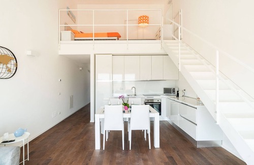 Municipio 1 Apartment | Lolita's Beachfront Loft by Wonderful Italy