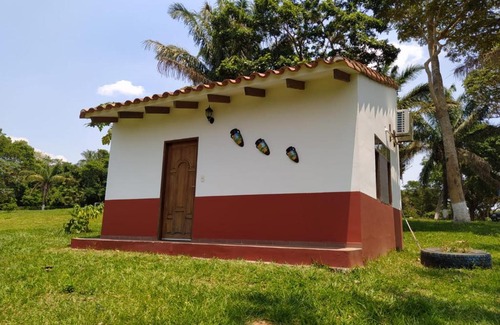Santa Cruz House | Loma de Centella