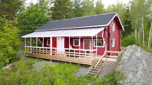 Naantali Ski Chalet | Lomahyppäys