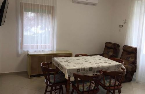 Harkany House | Lomb Nyaraló