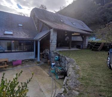 Saligos House | loncas