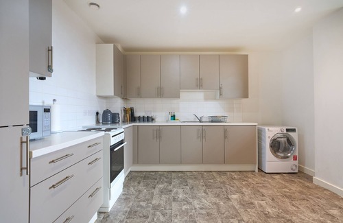 Golborne Apartment | London Lux