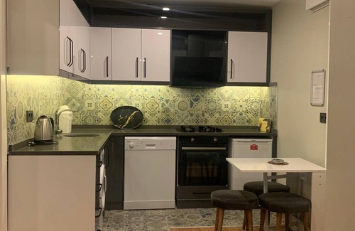 Konyaalti Apartment | London Otel