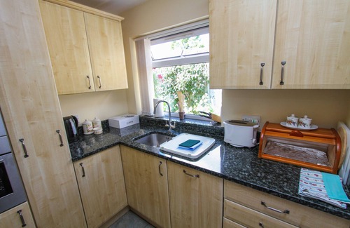 Chippenham House | London Road Guest Accommodation