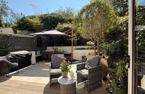 Streatham Hill House | London South West heart, close so many public transports